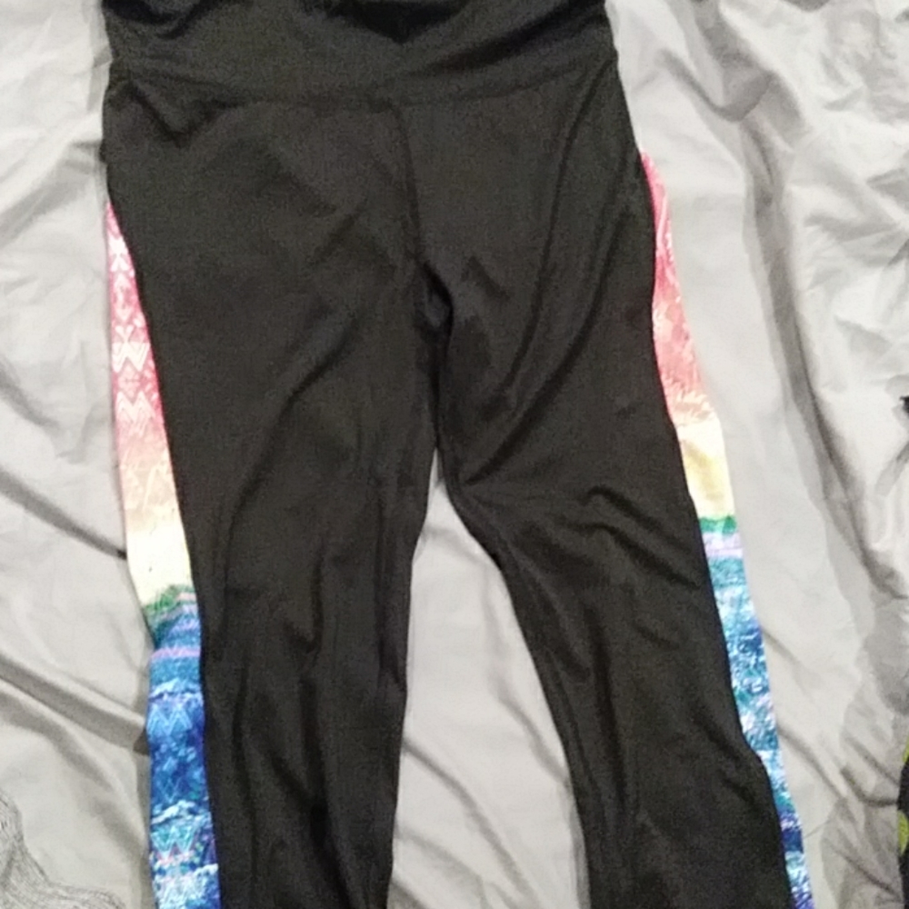 Live love dream spandex capris